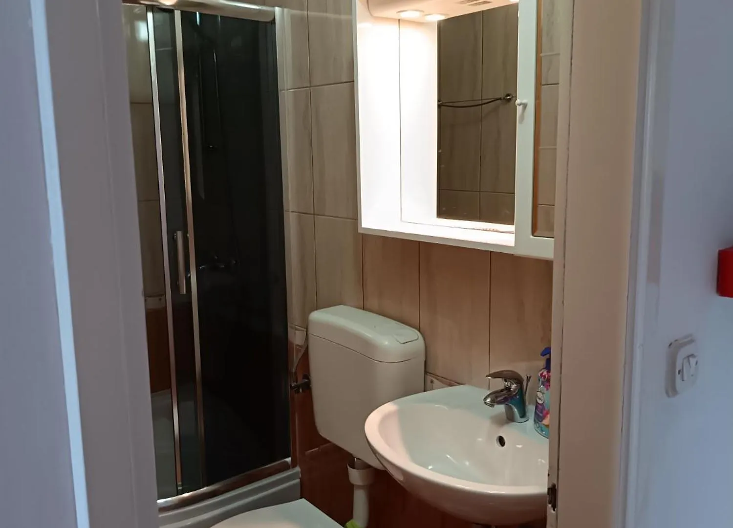 Apartman I Sobe Marijana 라브 아파트